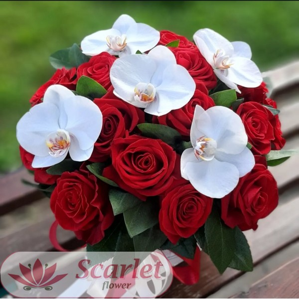 Шляпная коробка "Шарм"